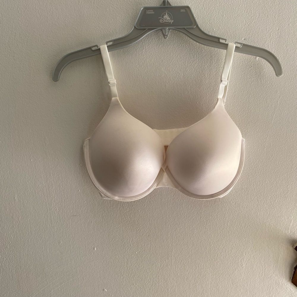 Victoria’s Secret Perfect Coverage Bra 34DD White Padded Underwire - Picture 4 of 6